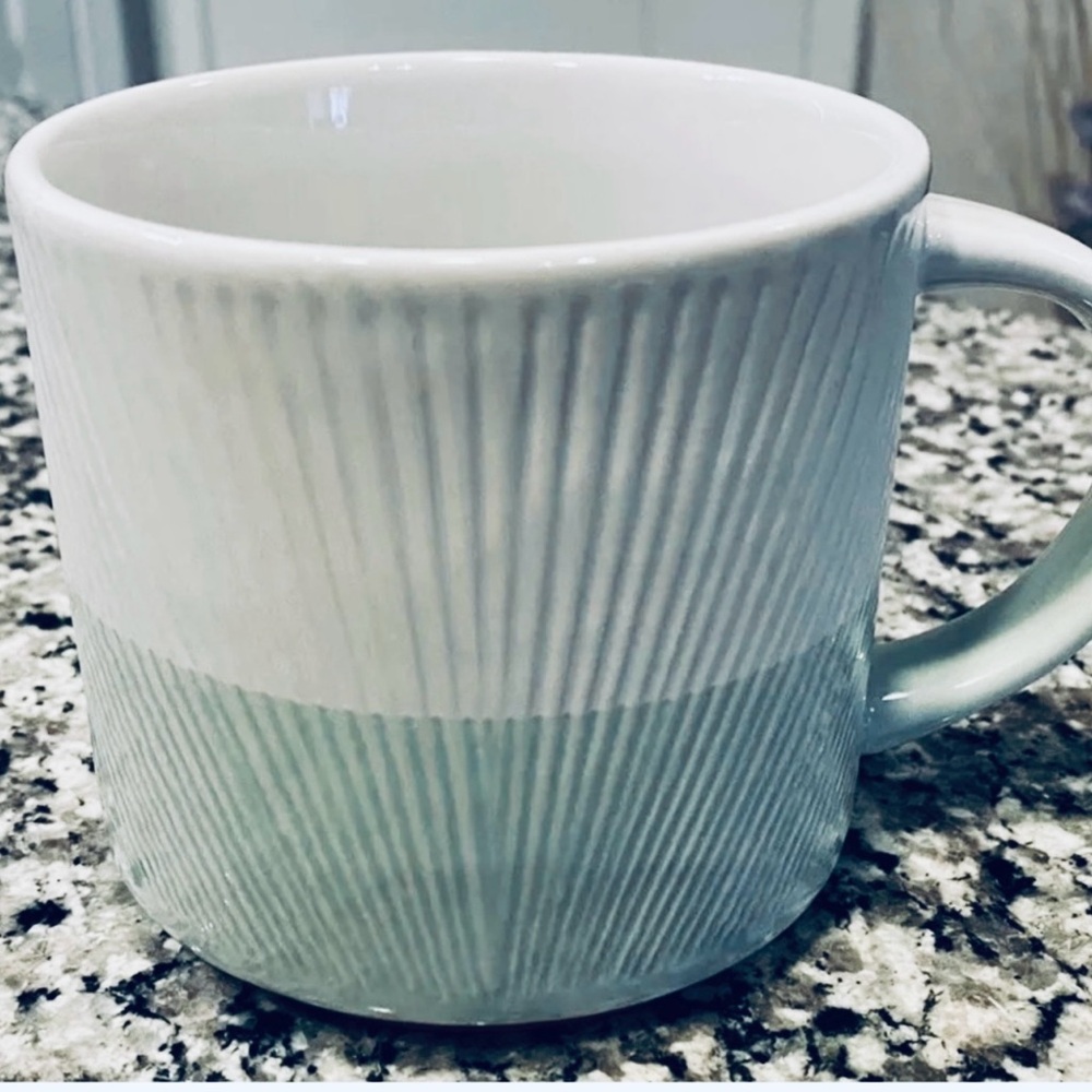 Starbucks Mug 14 oz Sea glass Textured 2014 Ceramic Green White